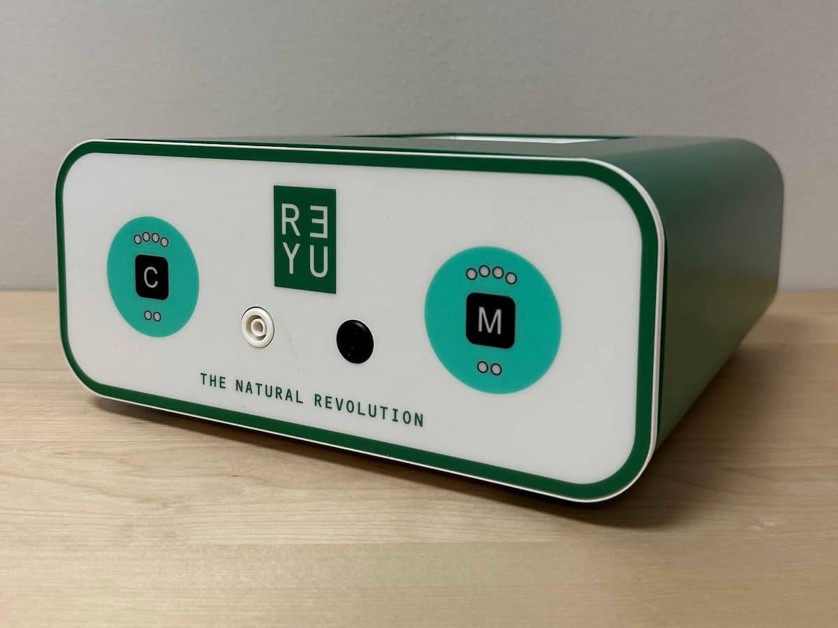 REYU Microcurrent device
