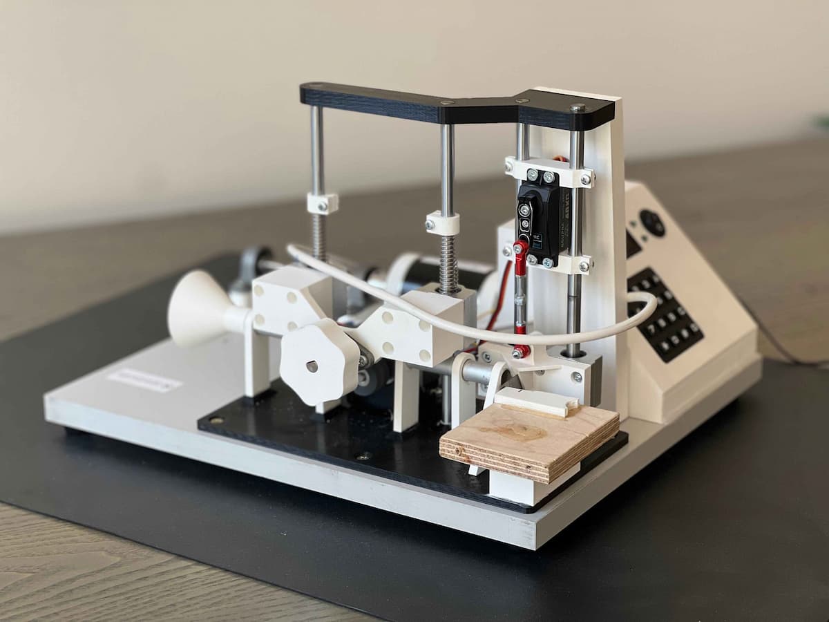 REYU Microcurrent device